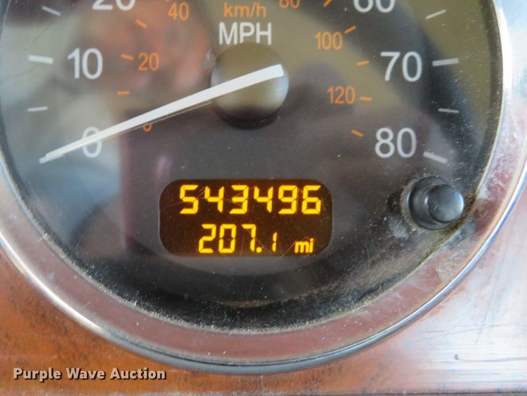 image for item DI2089 2007 Peterbilt 357 dump truck