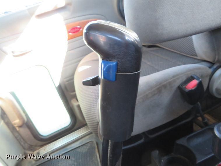 image for item DI2089 2007 Peterbilt 357 dump truck