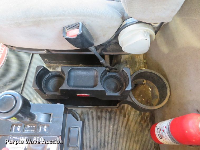 image for item DI2089 2007 Peterbilt 357 dump truck