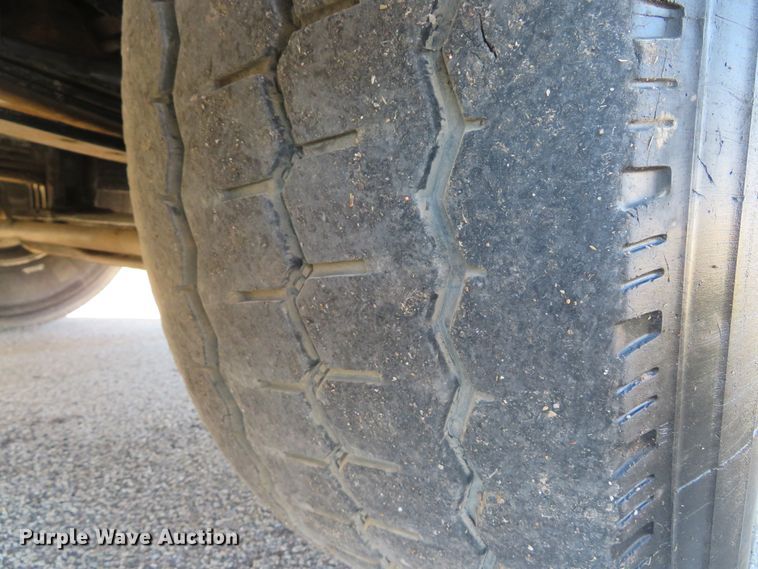 image for item DI2089 2007 Peterbilt 357 dump truck