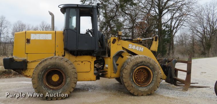 image for item DI2109 2003 John Deere 544H  wheel loader