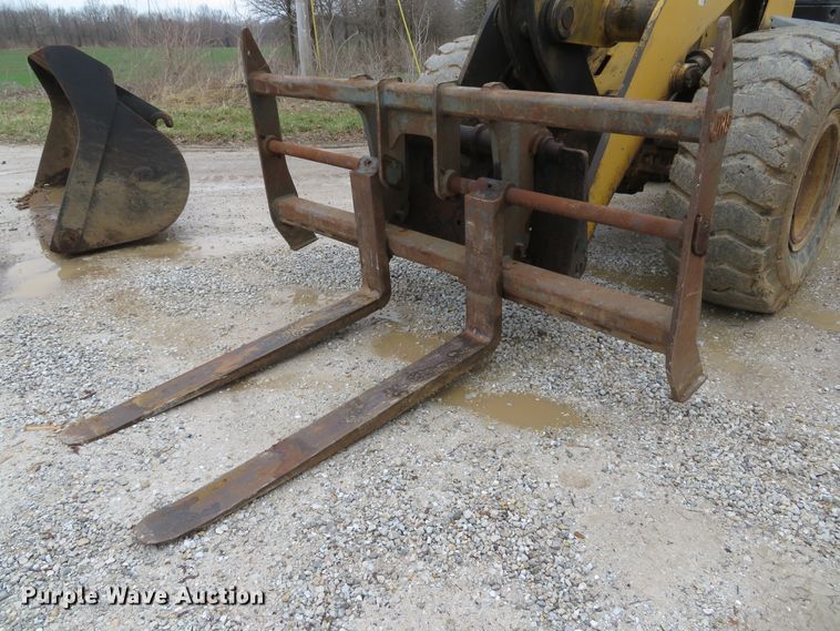 image for item DI2109 2003 John Deere 544H  wheel loader