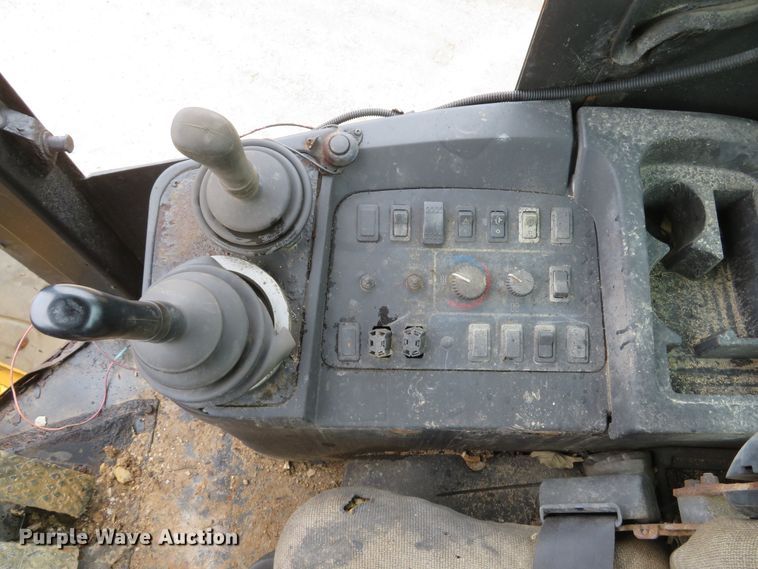 image for item DI2109 2003 John Deere 544H  wheel loader