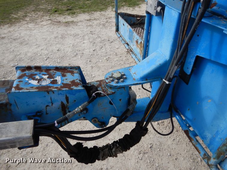 image for item DJ3001 2006 Genie S40  boom lift