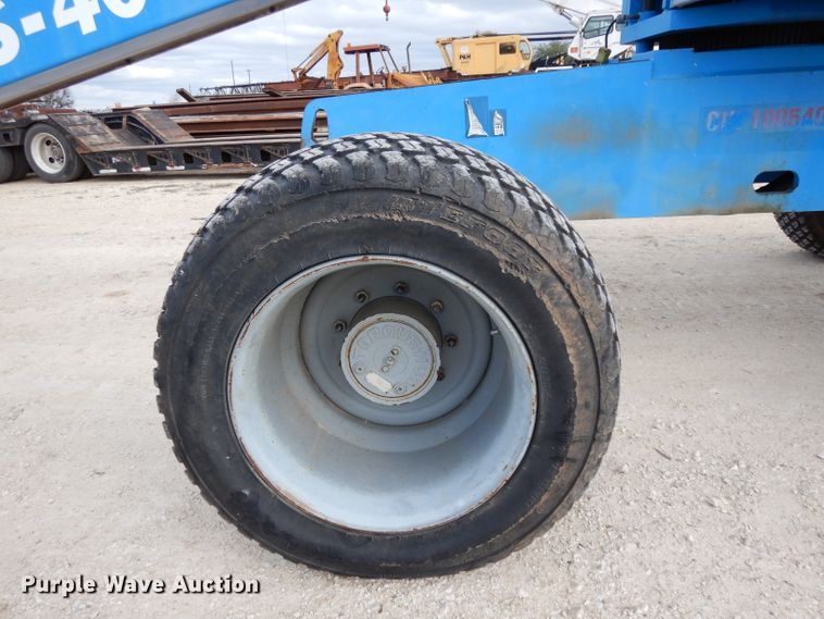 image for item DJ3001 2006 Genie S40  boom lift