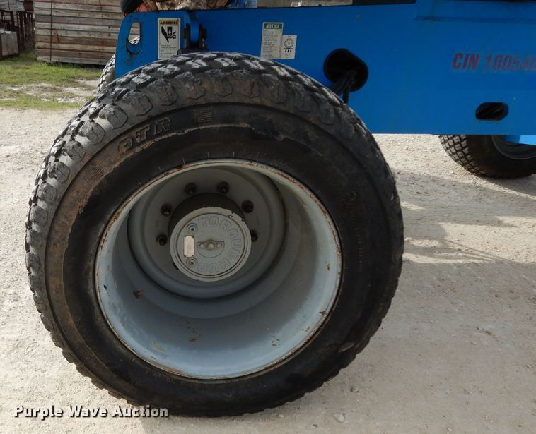 image for item DJ3001 2006 Genie S40  boom lift