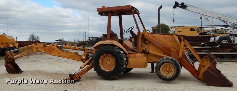 image for item DJ3004 1994 Case 580 Super K backhoe