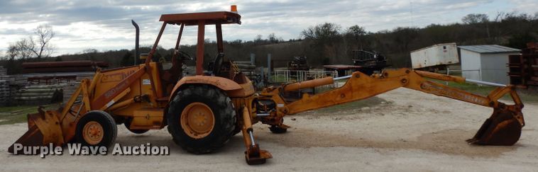 image for item DJ3004 1994 Case 580 Super K backhoe
