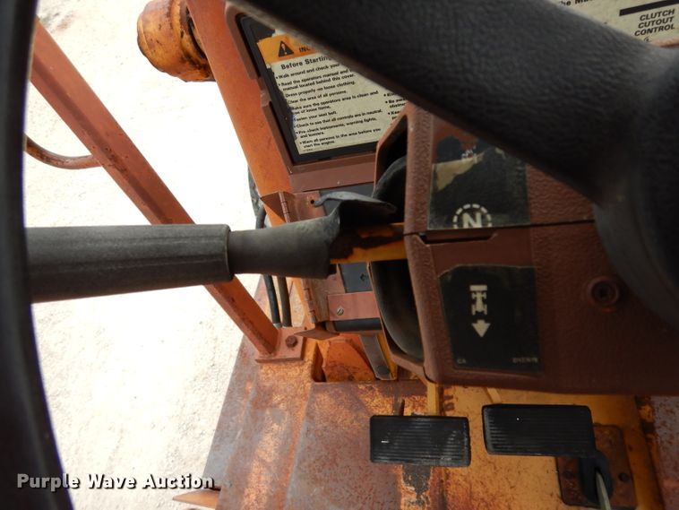 image for item DJ3004 1994 Case 580 Super K backhoe