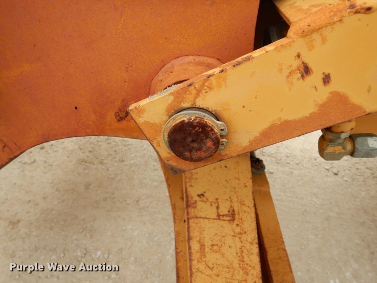 image for item DJ3004 1994 Case 580 Super K backhoe