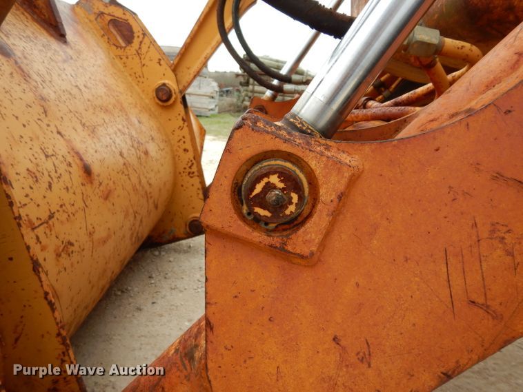 image for item DJ3004 1994 Case 580 Super K backhoe