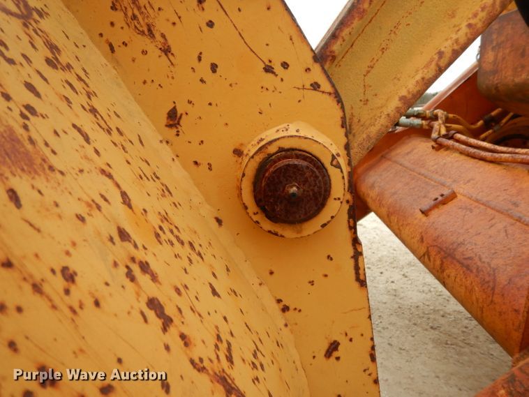 image for item DJ3004 1994 Case 580 Super K backhoe