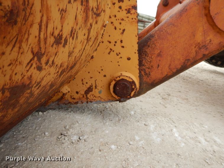 image for item DJ3004 1994 Case 580 Super K backhoe