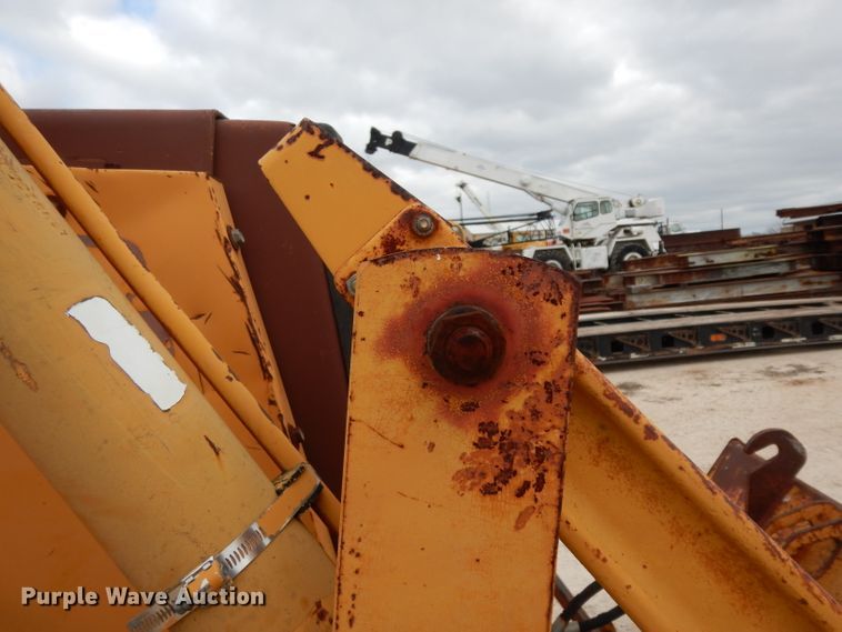 image for item DJ3004 1994 Case 580 Super K backhoe