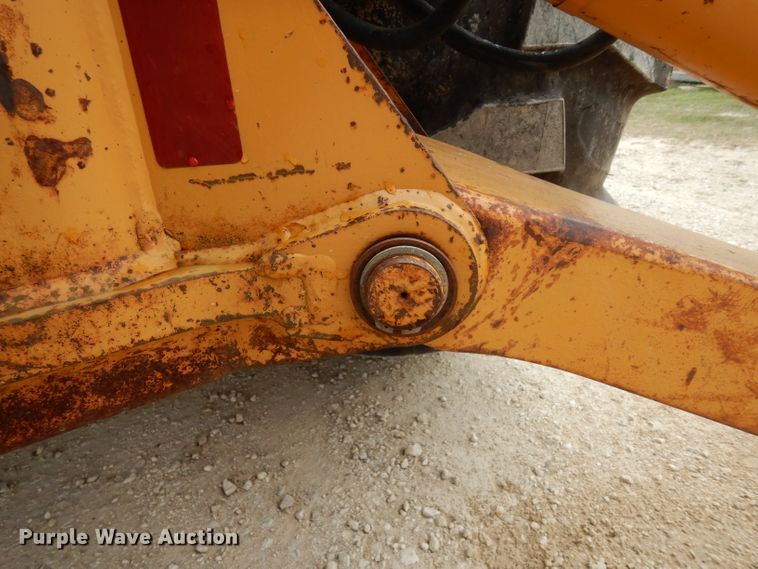 image for item DJ3004 1994 Case 580 Super K backhoe