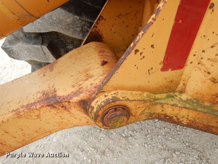 image for item DJ3004 1994 Case 580 Super K backhoe