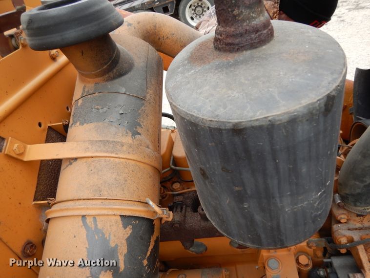 image for item DJ3004 1994 Case 580 Super K backhoe