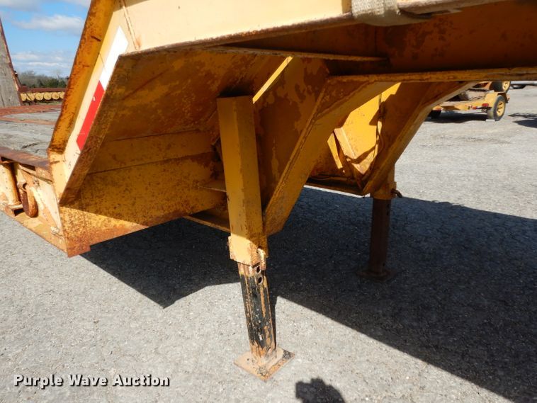 image for item DJ3005 1980 Hercules equipment trailer