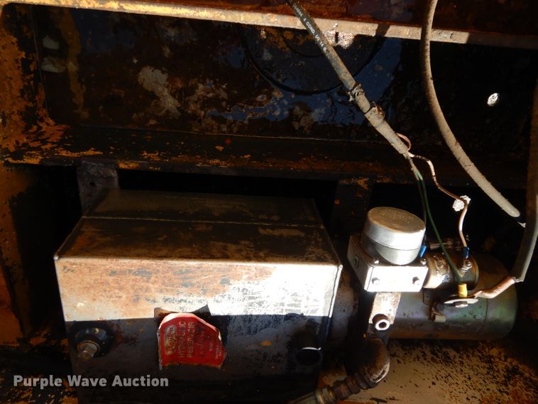 image for item DJ3005 1980 Hercules equipment trailer