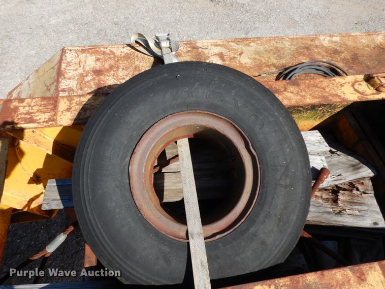 image for item DJ3005 1980 Hercules equipment trailer