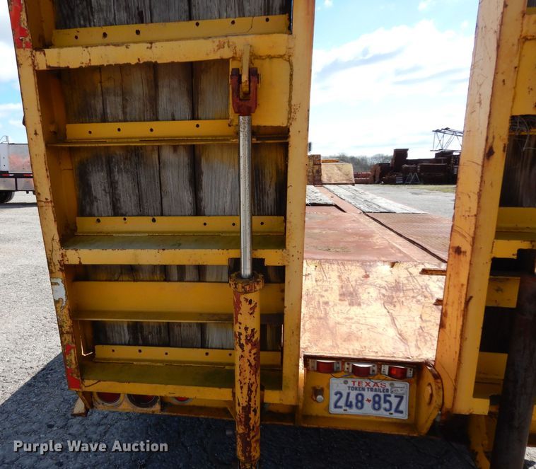 image for item DJ3005 1980 Hercules equipment trailer