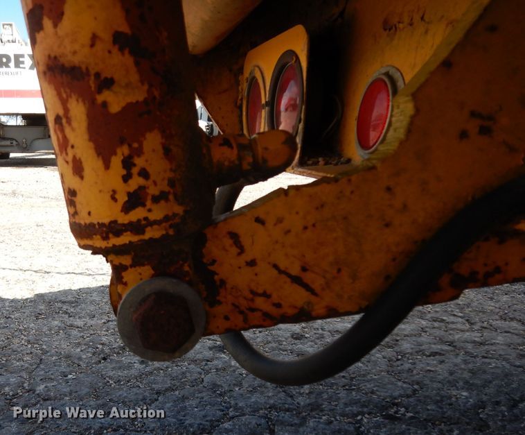 image for item DJ3005 1980 Hercules equipment trailer