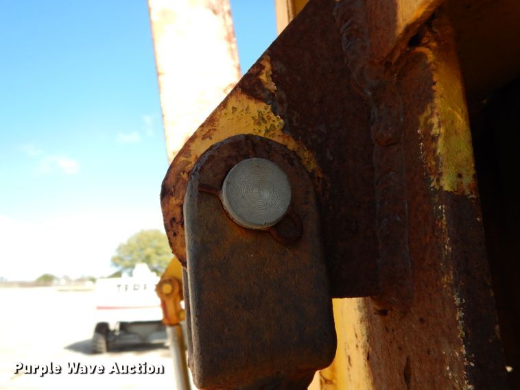 image for item DJ3005 1980 Hercules equipment trailer