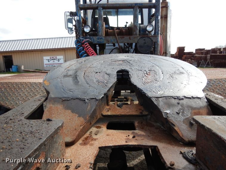 image for item DJ3006 1982 Mack R686ST winch truck