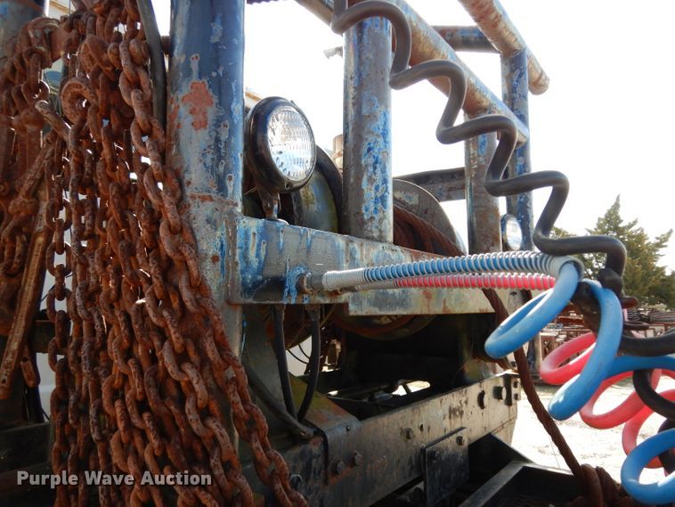 image for item DJ3006 1982 Mack R686ST winch truck