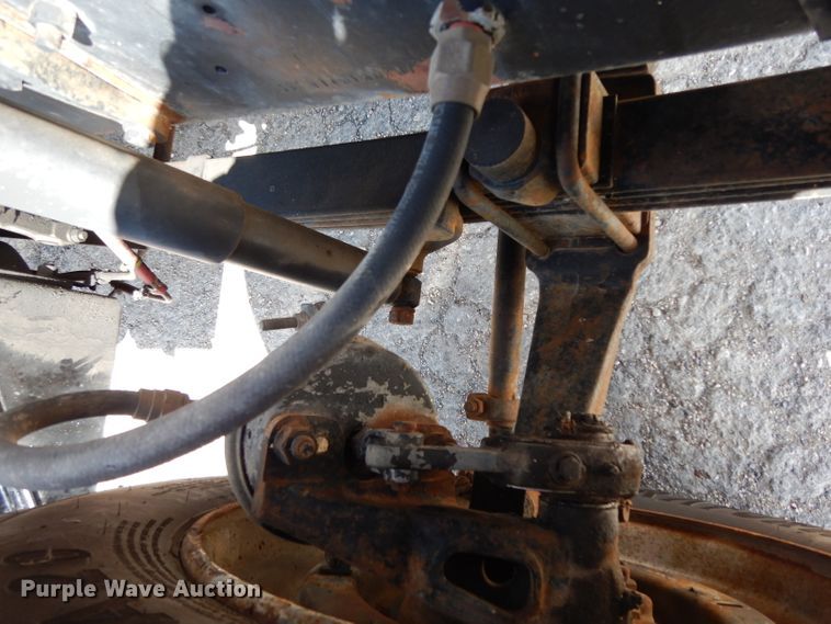 image for item DJ3006 1982 Mack R686ST winch truck