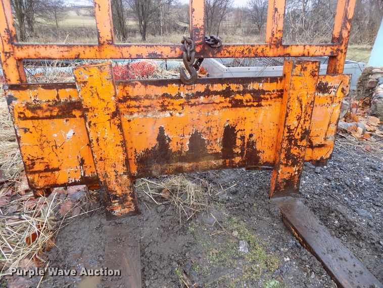 image for item DO9394 Skid steer pallet forks