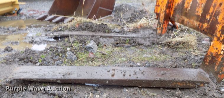 image for item DO9394 Skid steer pallet forks