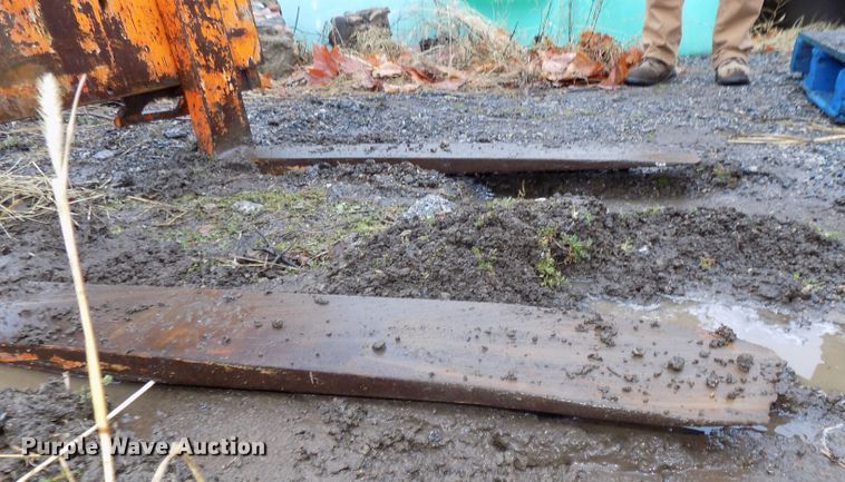 image for item DO9394 Skid steer pallet forks