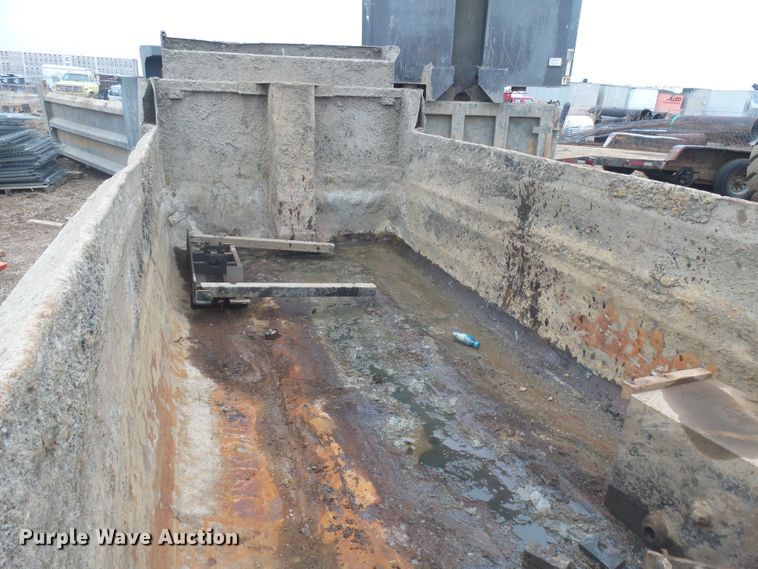 image for item FR9503 Henderson XDX16X44 dump bed