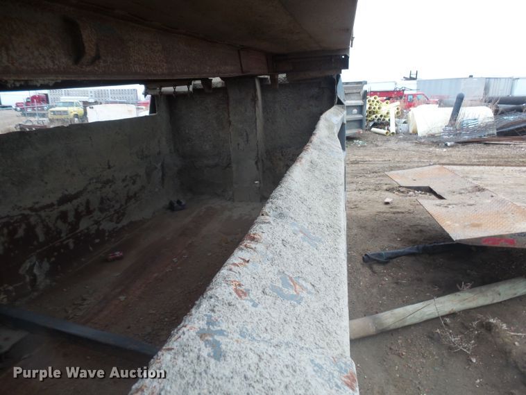 image for item FR9507 (2) Henderson dump beds