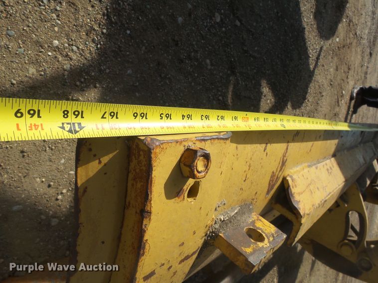 image for item FR9512 1976 Champion 700 Series motor grader