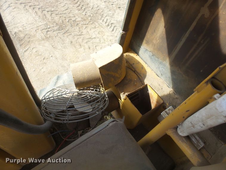 image for item FR9512 1976 Champion 700 Series motor grader