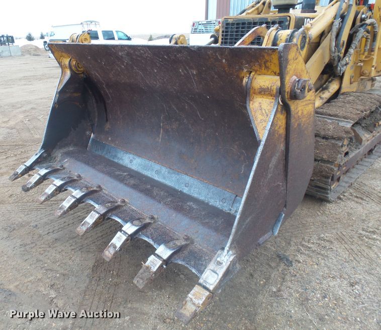 image for item FR9513 1997 John Deere 455G track loader