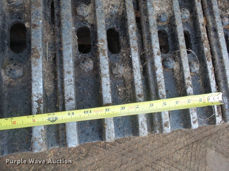 image for item FR9513 1997 John Deere 455G track loader