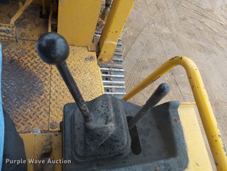 image for item FR9513 1997 John Deere 455G track loader