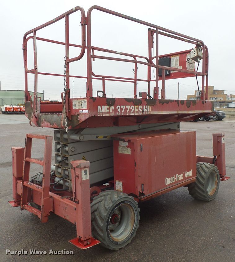 image for item FR9518 2008 Mec 3772ES HD RT scissor lift