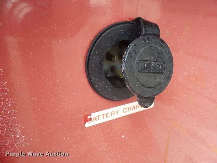 image for item FR9518 2008 Mec 3772ES HD RT scissor lift