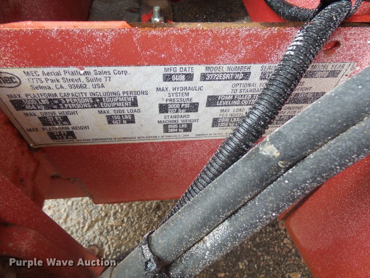 image for item FR9518 2008 Mec 3772ES HD RT scissor lift