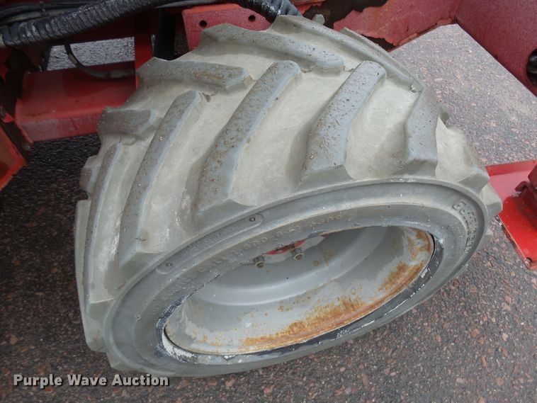 image for item FR9518 2008 Mec 3772ES HD RT scissor lift