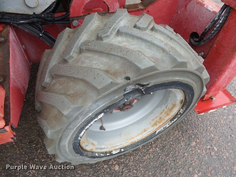 image for item FR9518 2008 Mec 3772ES HD RT scissor lift