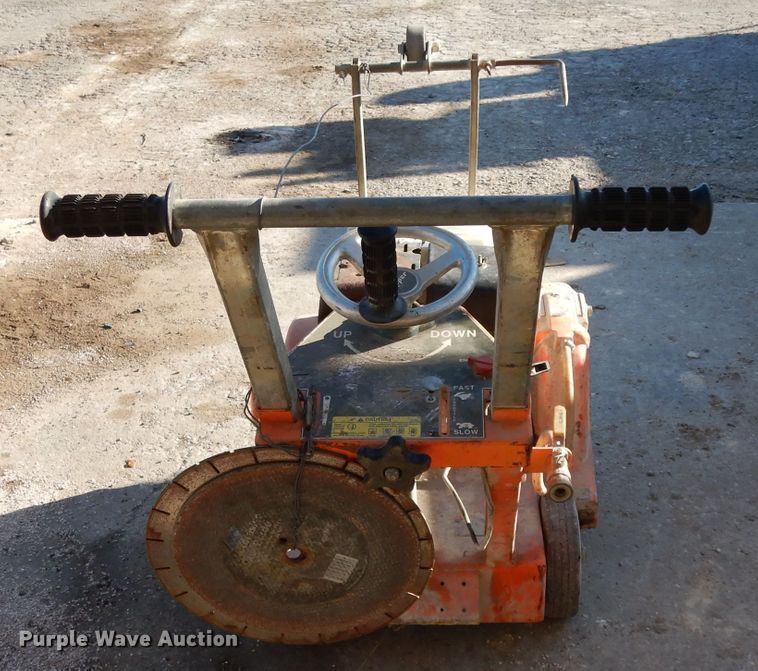 image for item FU9806 Target C-88H concrete saw