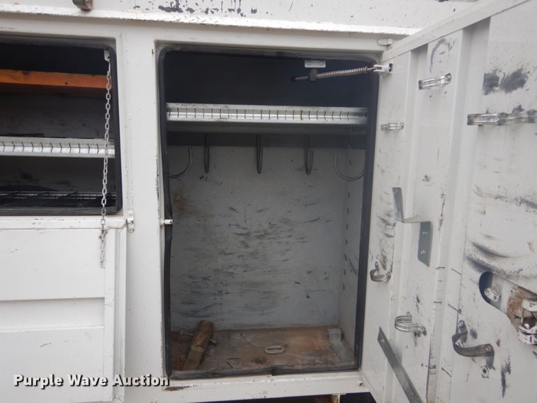 image for item GB9822 2006 Freightliner Business Class M2 digger derrick truck