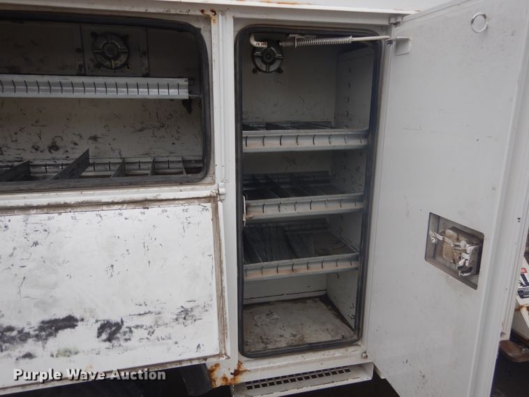 image for item GB9823 2009 Freightliner Business Class M2 bucket truck