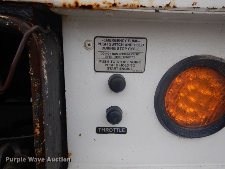 image for item GB9823 2009 Freightliner Business Class M2 bucket truck