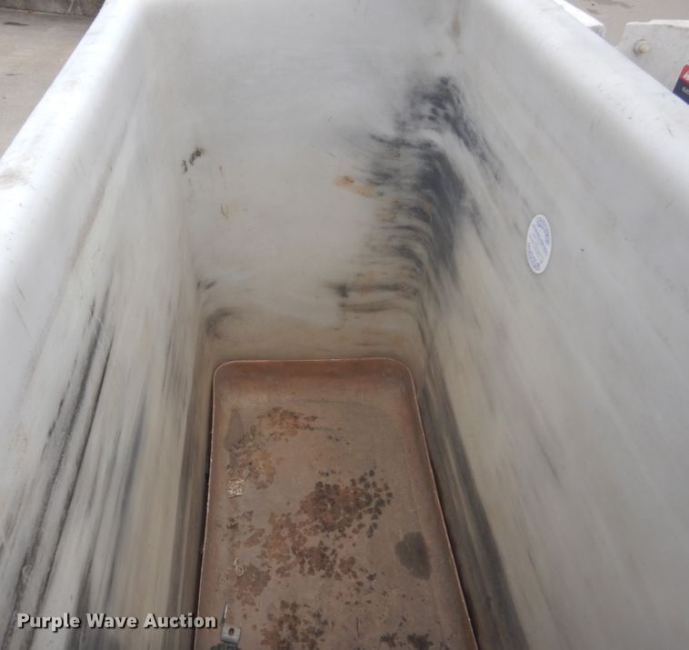 image for item GB9823 2009 Freightliner Business Class M2 bucket truck